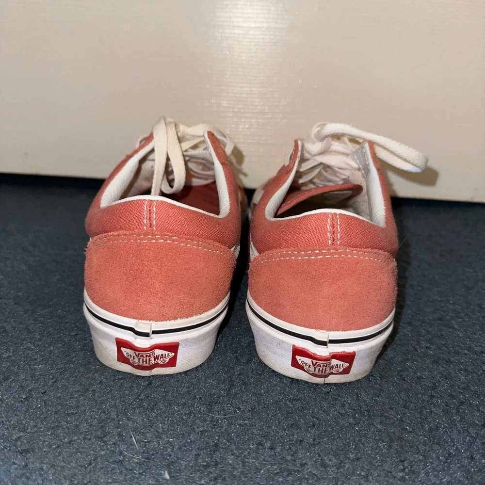 VANS - Picture 5 of 6